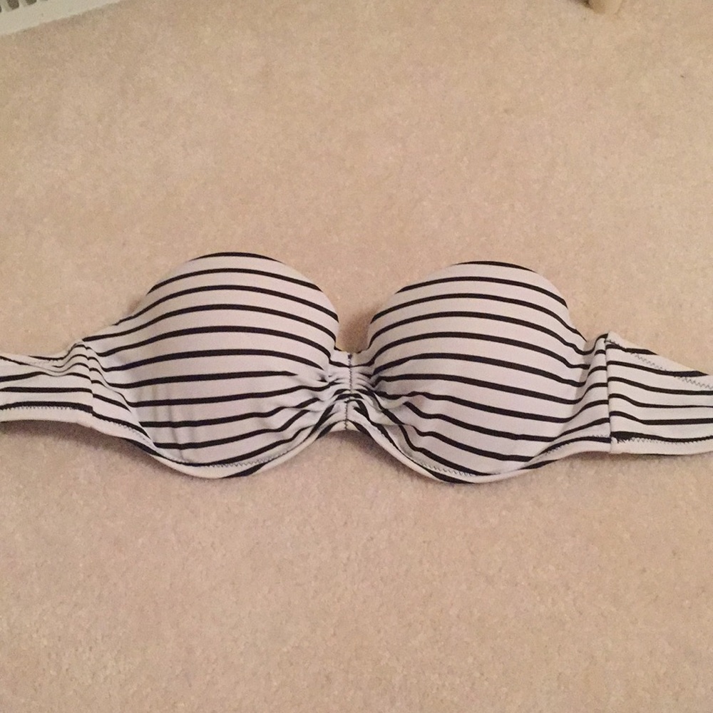Victoria’s Secret Bathing Suit Top